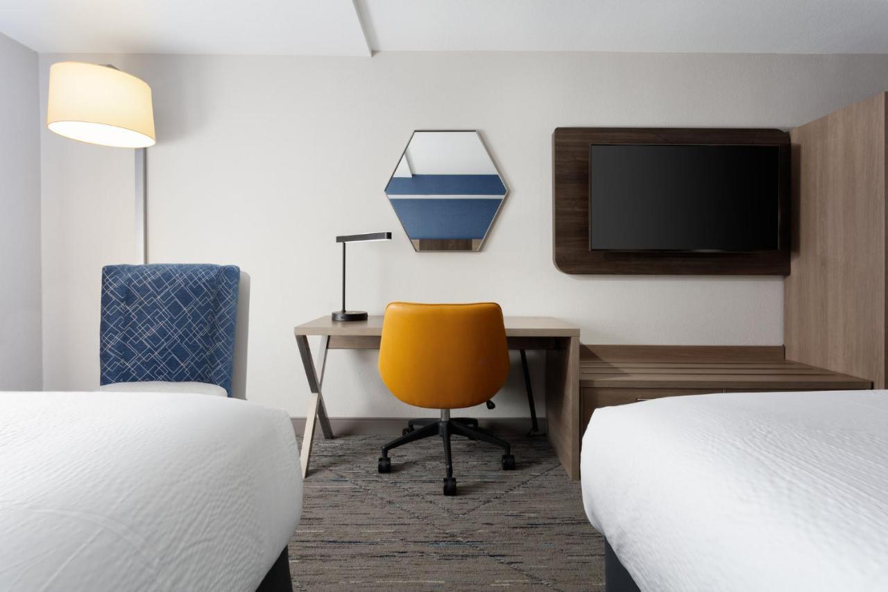 Holiday Inn Express & Suites Williamsburg By Ihg Exterior foto