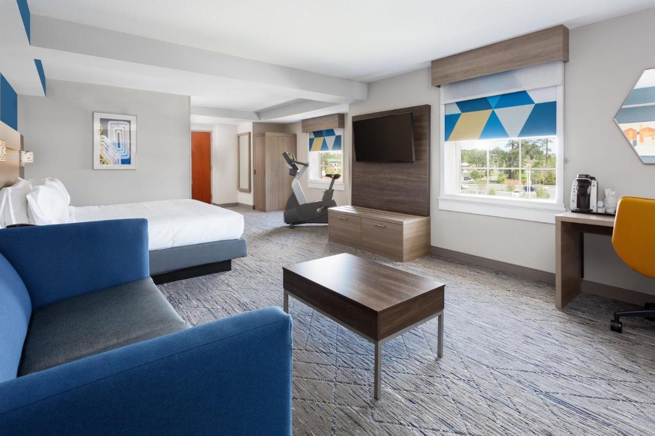 Holiday Inn Express & Suites Williamsburg By Ihg Exterior foto