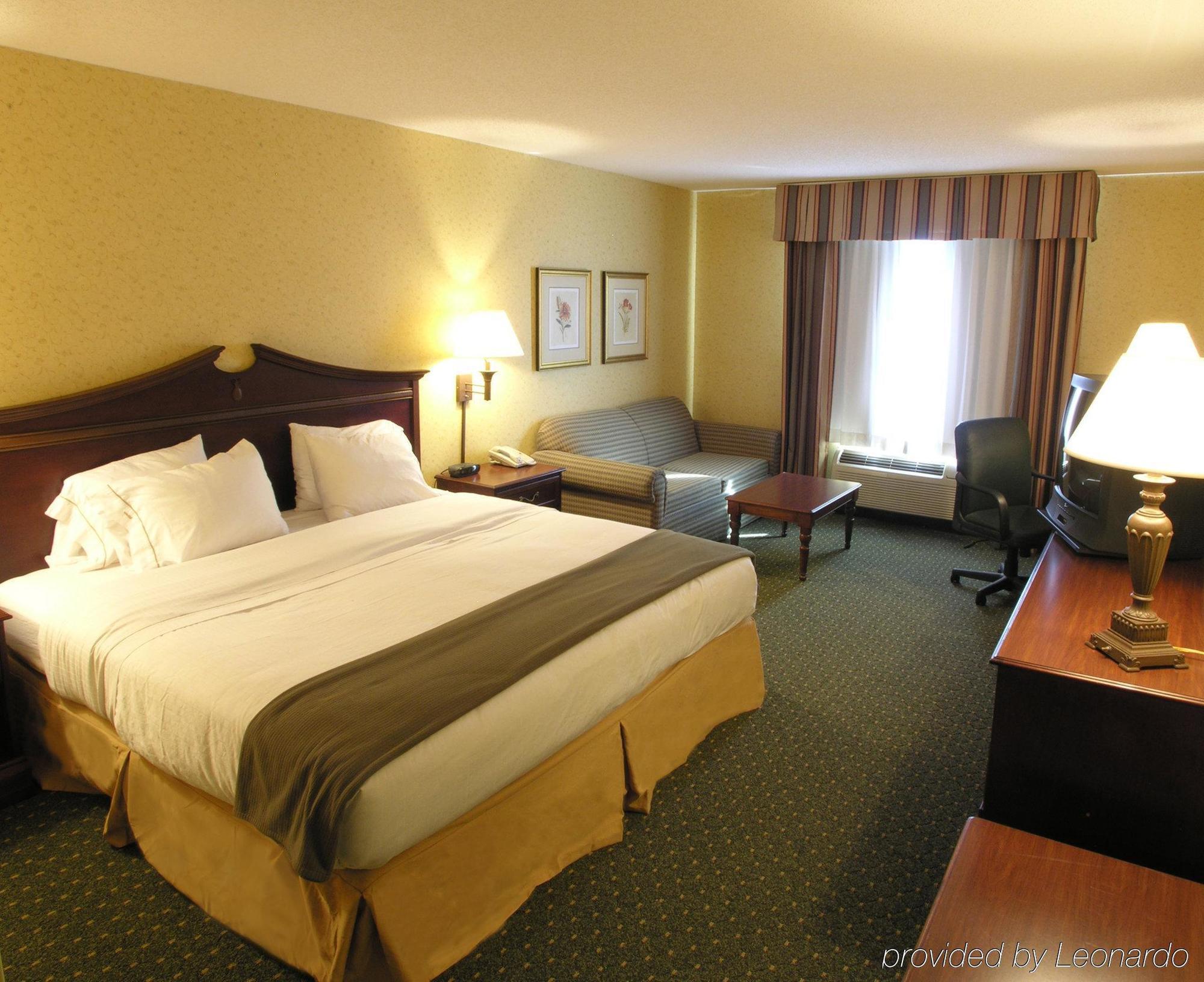 Holiday Inn Express & Suites Williamsburg By Ihg Habitación foto